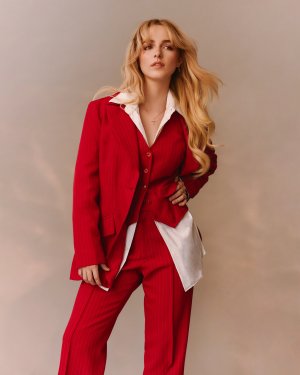 Numéro Netherlands Magazine (5).jpg