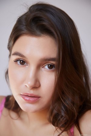 0008-03 thefappeningblog.com.jpg