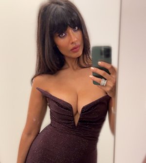 jameelajamil_459658122_1037608857588984_7159207451660144418_n.jpg