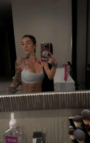 bhad_bhabie_nipple_pokies_selfie_onlyfans_set_leaked-HHKDFI.jpg