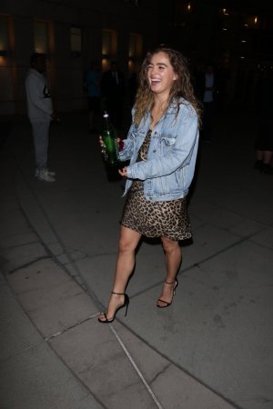 Haley-Lu-Richardson-Feet-4296551.jpg