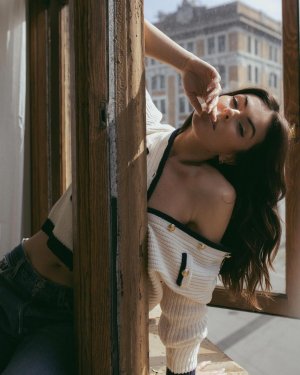 serindaswan_post_9_19_2024_5_21_36 PM3460811435562449448.jpg