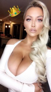 Lindsey pelas sexy 1 - The Fappening Blog.jpg