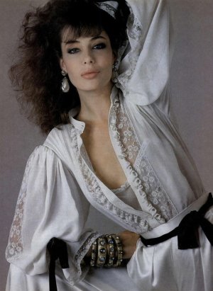 Kelly Lebrock (5).jpg