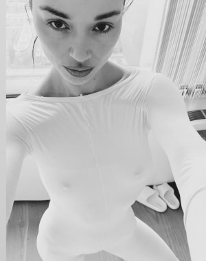 Crystal Reed 409.jpg