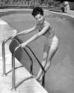 Debra Paget 280160.jpg