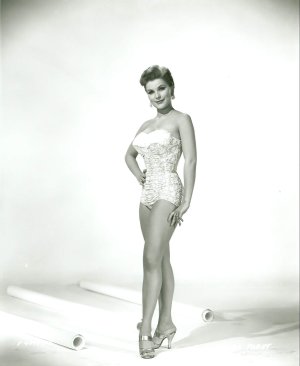 Debra Paget 928528.jpg