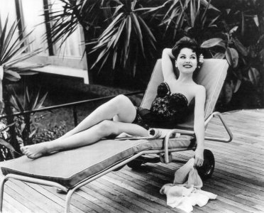 Debra Paget 6547060.jpg