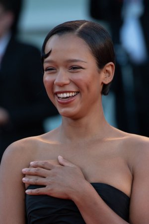 taylor-russell-at-79th-venice-international-film-festival-closing-ceremoy-09-10-2022-5.jpg