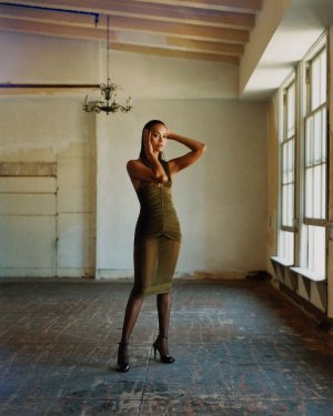 Zoe Saldana CR Fashion Book 25, September 2024zoe_saldana_-_cr_fashion_book_25_september_2024_...jpg