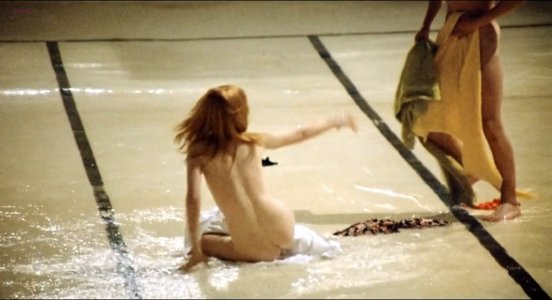 jane_asher_deep_end_1970_5.jpg