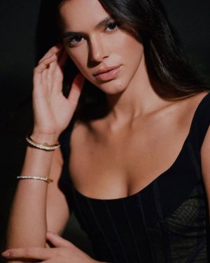 Bruna Marquezine (13).jpg