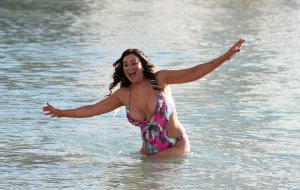 Lisa Appleton Sexy Topless 36 - The Fappening Blog.jpg
