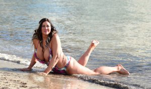 Lisa Appleton Sexy Topless 46 - The Fappening Blog.jpg