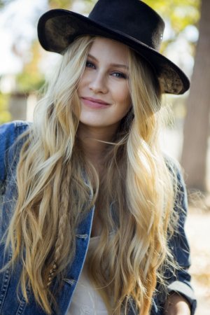 danika-yarosh (11).jpg