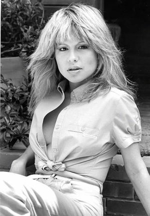 Pia Zadora -SvFuAVrv.jpg