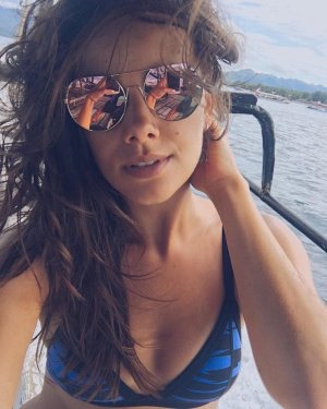 Janina Uhse (2).jpeg