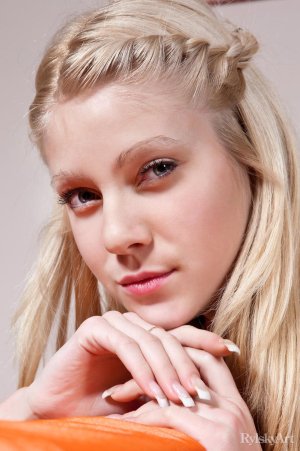 bayle-rayvisie-14 thefappeningblog.com.jpg