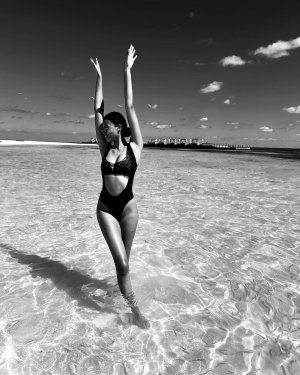 Ella Balinska (7).jpg