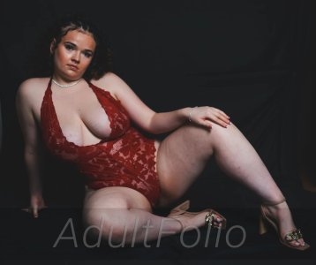 Katieexo134   g gb (2).jpg