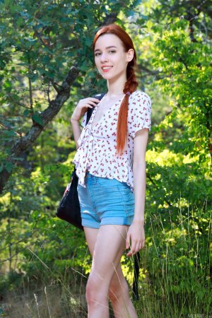 0011-01 thefappeningblog.com.jpg