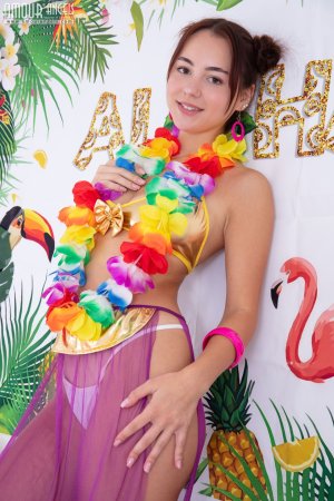 0005-10 thefappeningblog.com.jpg