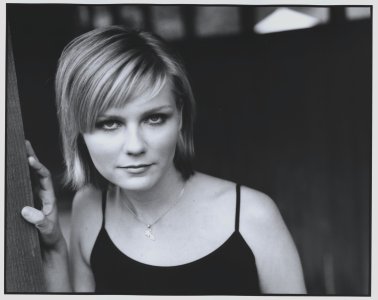 Kirsten_Dunst_Mark_Seliger_Photoshoot_2000___01.jpg