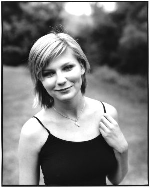 Kirsten_Dunst_Mark_Seliger_Photoshoot_2000___02.jpg