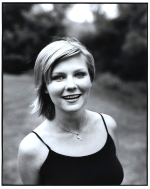 Kirsten_Dunst_Mark_Seliger_Photoshoot_2000___04.jpg
