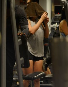 Ariel Winter 3 - The Fappening Blog.jpg