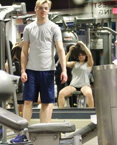 Ariel Winter 25 - The Fappening Blog.jpg