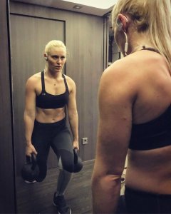 Lindsey Vonn Sexy 35 - The Fappening Blog.jpg