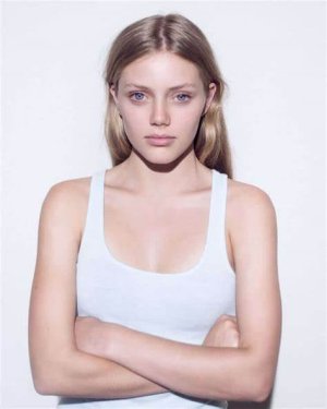 Grace Van Dien (8).jpg