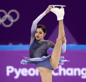TheFappeningBlog.com - Evgenia Medvedeva Upskirt 8.jpg