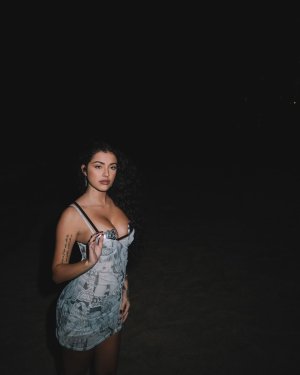 1000008225.jpg 1000008225.jpg