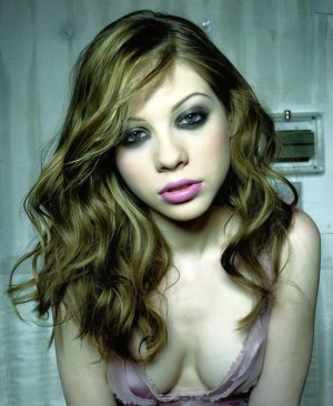 michelle-trachtenberg_0009_300px.jpg