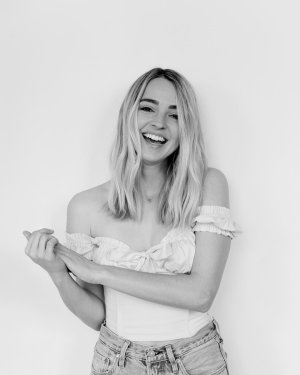 Katelyn Tarver (2).jpg