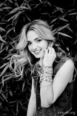 Katelyn Tarver (3).jpg