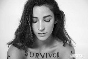 TheFappeningBlog.com - Aly Raisman BW 1.jpg