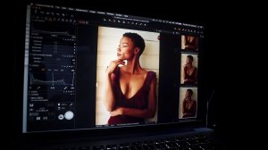 TheFappeningBlog.com - Iyonna Fairbanks Uncovered 7.JPG