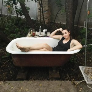 Violett-Beane-Feet-2320318.jpg