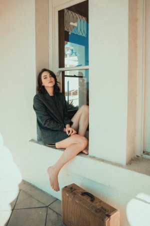 Violett-Beane-Feet-5327482.jpg