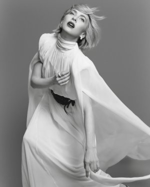 juleshough_post_11_8_2024_3_12_12 PM3497015293023777840.jpg