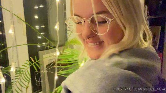 Onlyfans - model_mira - Hot cute blonde girlfriend blowjob and cums swallows.mp4_000002516.jpg