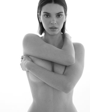 kendalljenner-13-11-2024-0002.jpg