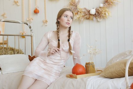 0001-02 thefappeningblog.com.jpg