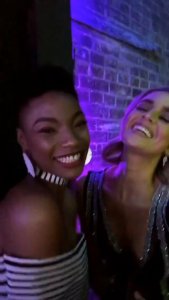 TheFappeningBlog.com - Allie Ayers scr 1.jpg