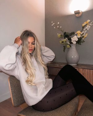 Impromptu   with @weare___her Bodysuit (my favourite under layer for every outfit this winter ...jpg