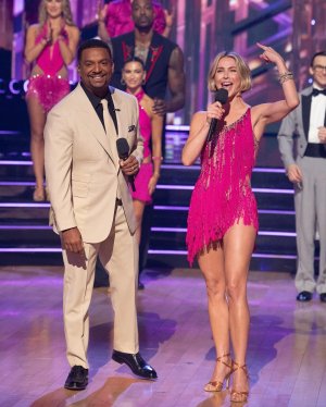 juleshough_post_11_14_2024_6_35_57 PM3501466497815774300.jpg