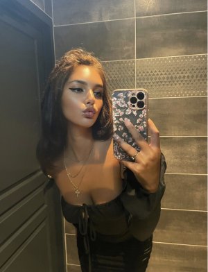 Joell Perry (13).jpg